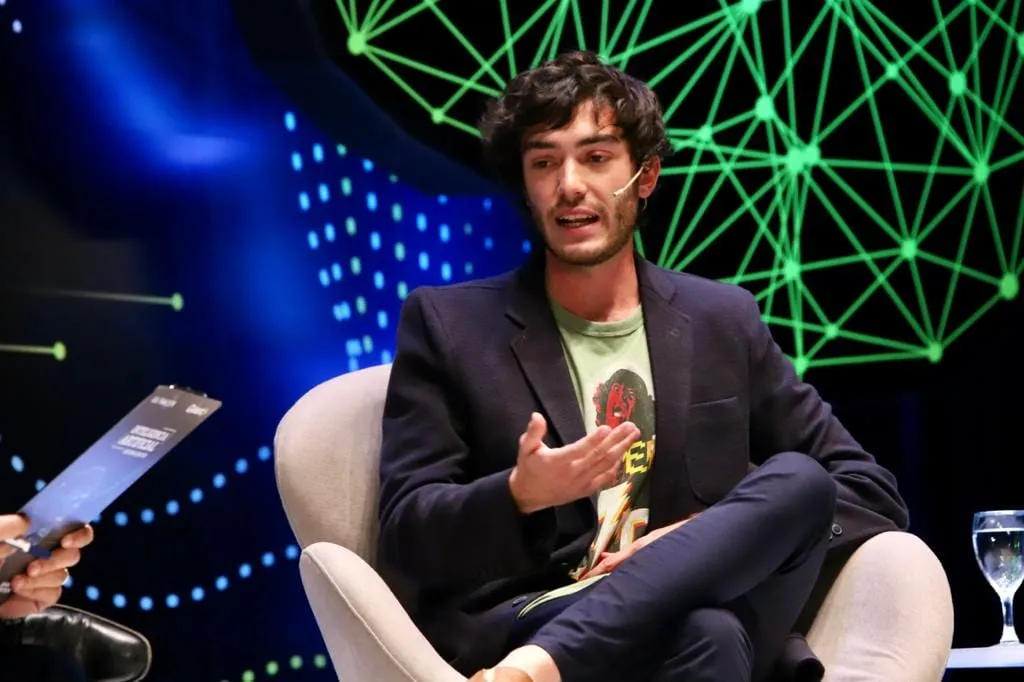 Marcos Bruno at a panel on artificial intelligence